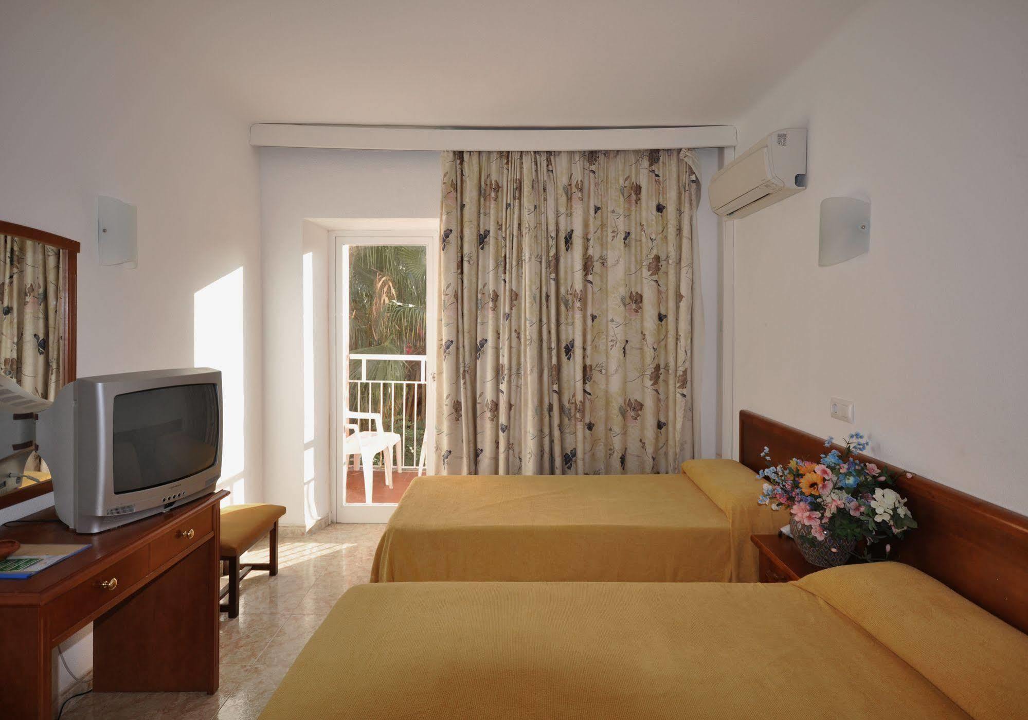 Houm Nets - Adults Only Hotel Playa de Palma  Exterior photo